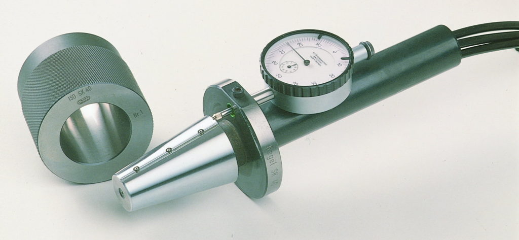 CAT taper air gage mandrel and tapered master ring with dial indicator for gage line measurement